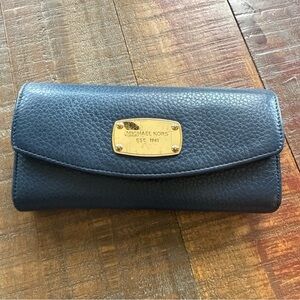 Michael Kors Navy Blue Pebbled Soft Leather Wallet Clutch 7 3/4” X 4” Long Cute